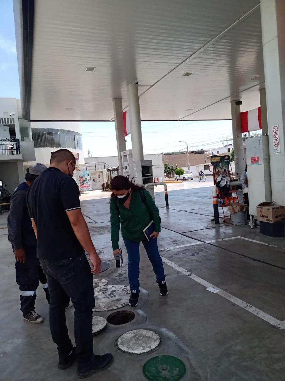 Atención especializada en combustibles: informes, SCOP, OSINERGMIN, SUNAT y control técnico de mermas.

